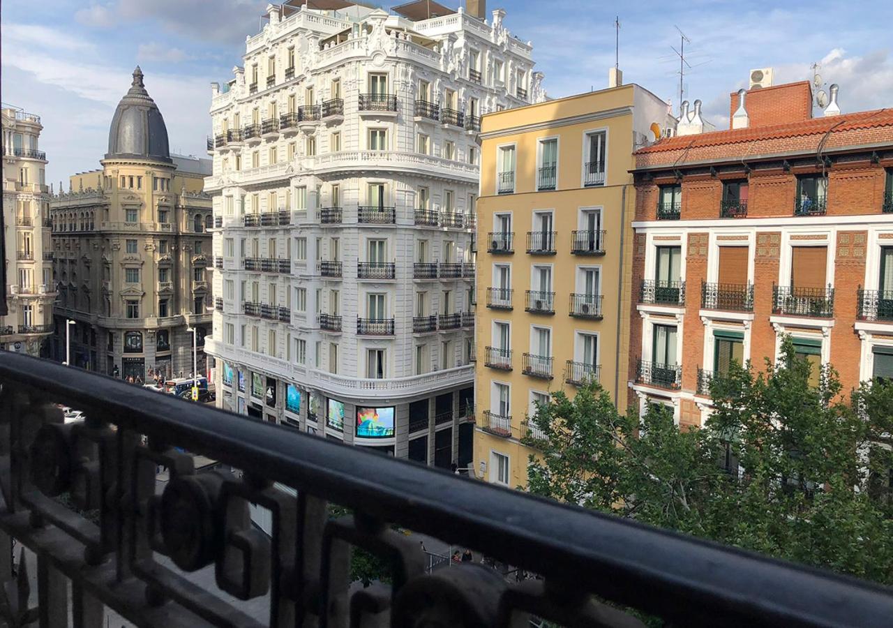 Charming Elegant Gran Via Apartment Madrid Exterior photo